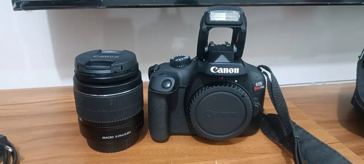 Câmera Canon EOS Rebel T100 com Lente e Acessórios - Foto 3