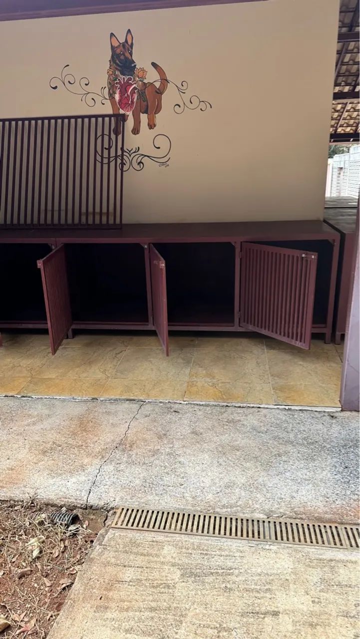 Vendo módulo de canil reforçado em metalon e chapa galvanizada - 3 baias por módulo - Foto 3