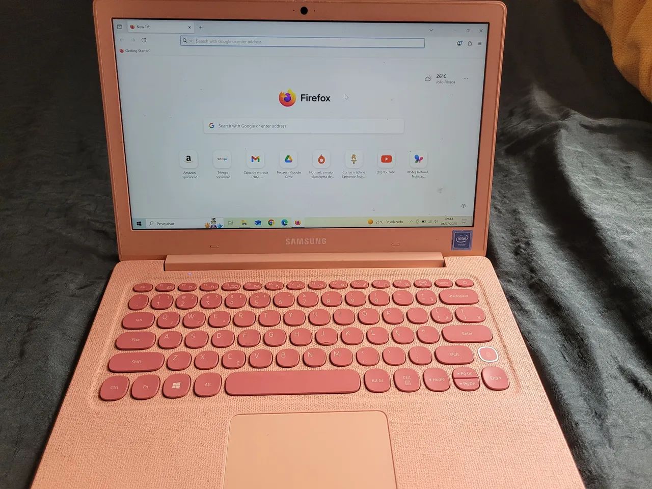 Notebook Samsung Rosa - Design Elegante e Desempenho Confiável