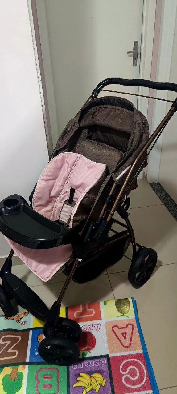 Carrinho de bebê novíssimo Galzerano 