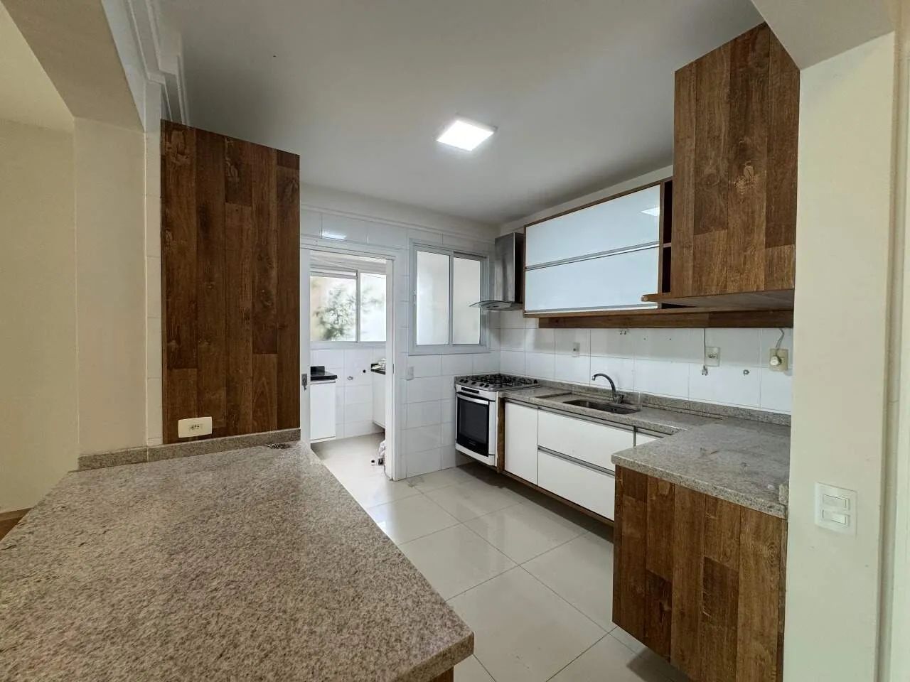 Apartamento à venda, 4 quartos, 2 suítes, 1 vaga, Itacorubi - Florianópolis/SC - Foto 4