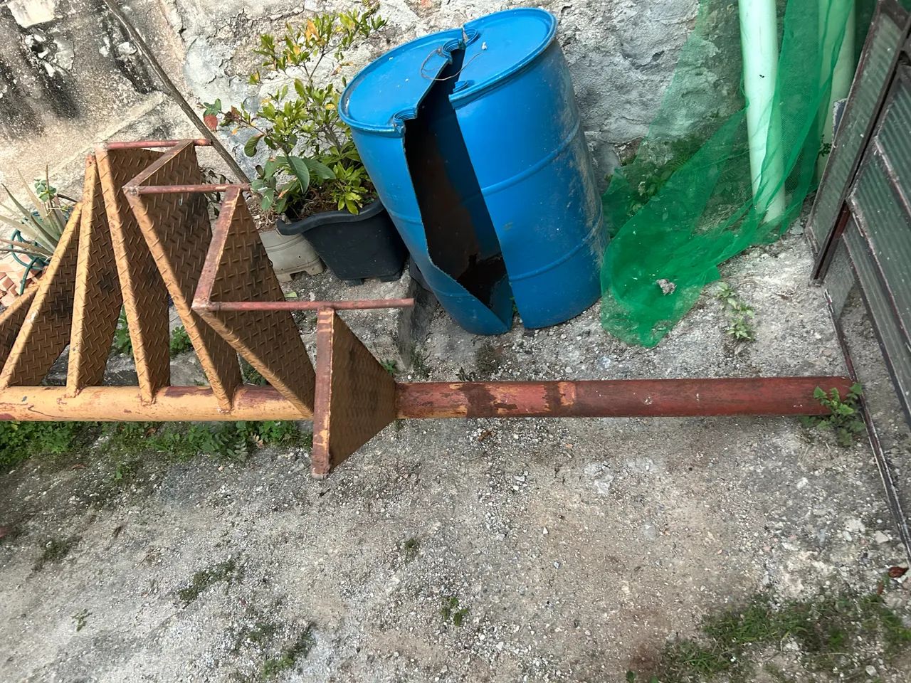 Escada de ferro  - Foto 4