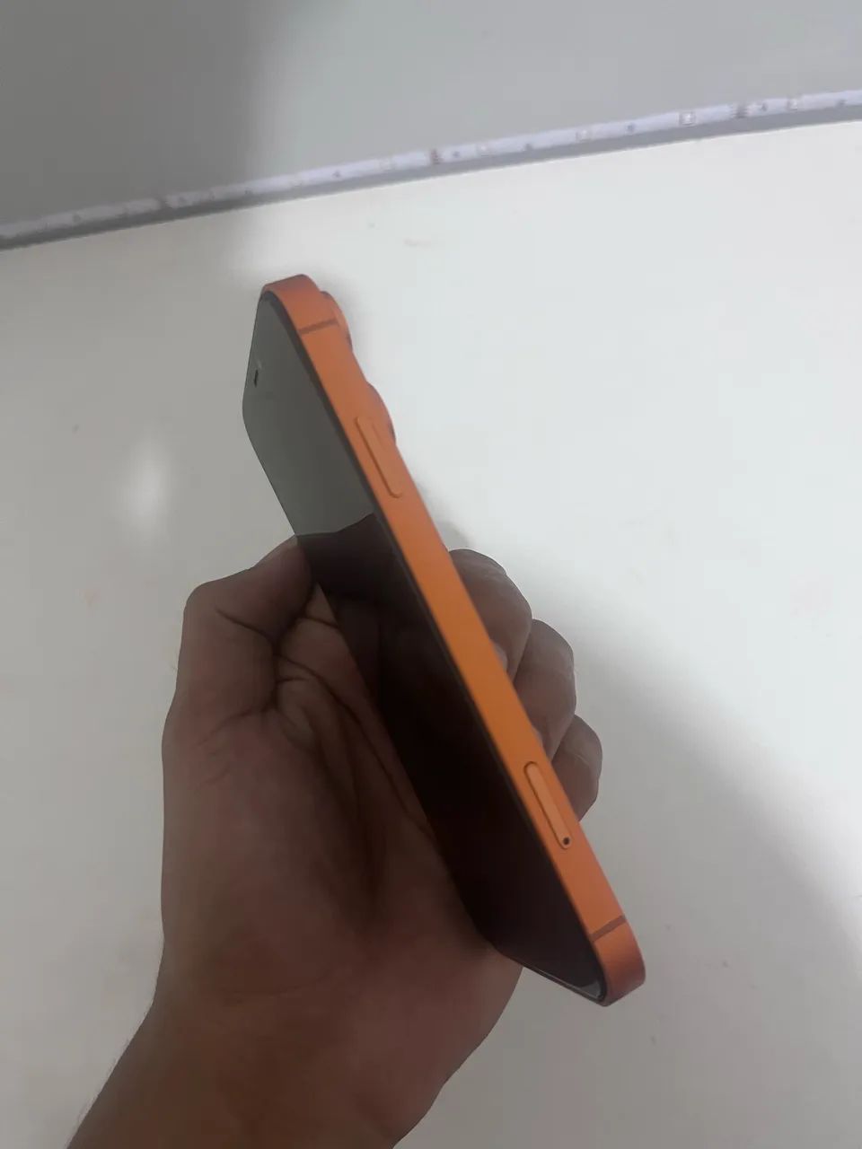 iPhone 11 - 128Gb Na Carcaça Do 17 Pro Max! - Foto 4