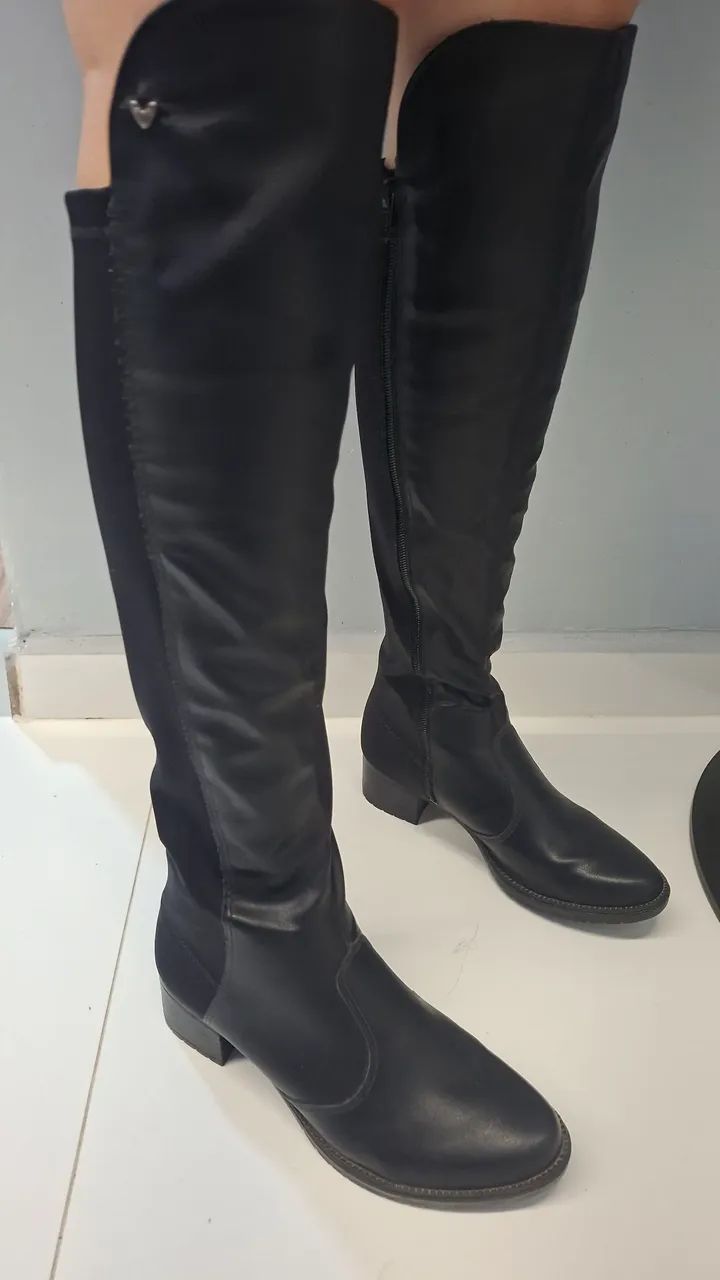 Bota cano longo 