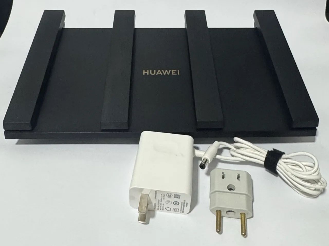 Roteador Huawei AX6 Wi?Fi 6 Plus AX7200 Dual Band 7200 Mbps Gigabit Mesh com Fonte - Foto 3