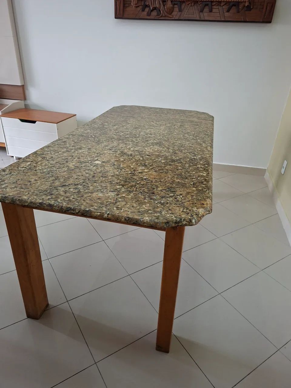 Mesa em granito e madeira pau marfim . - Foto 2