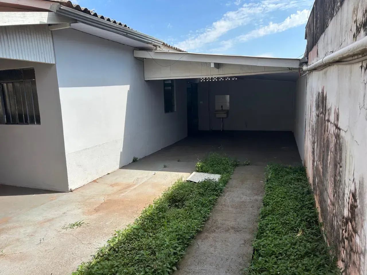 CASA PARA LOCAÇÃO - R. ARLINDO PLANAS - Foto 2