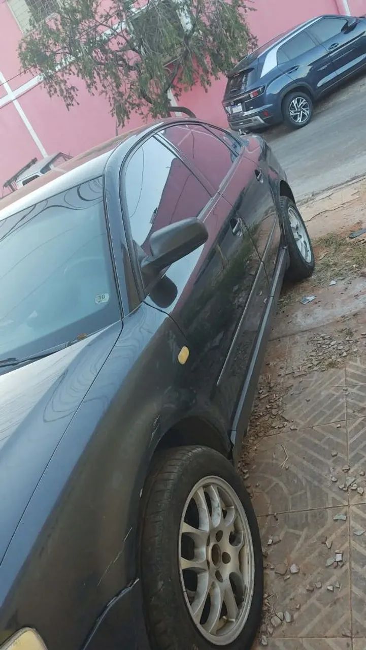 Volkswagen Passat 1.8 Mec. 1999