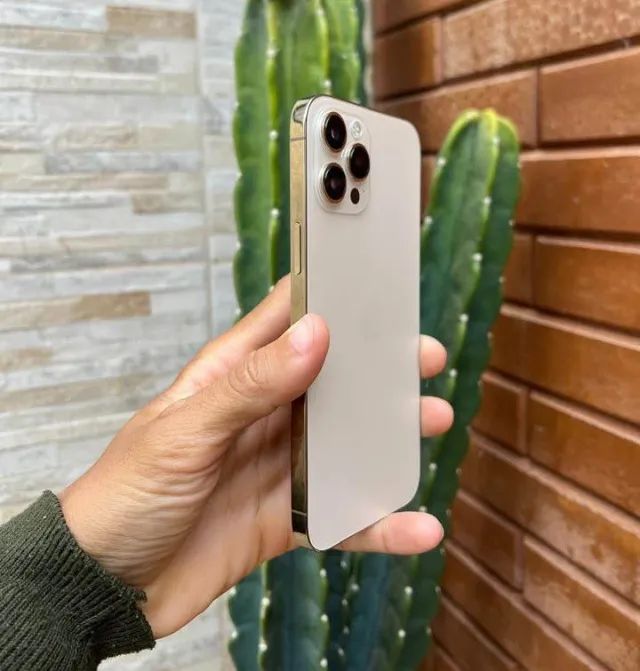 Iphone 12 pro max excelente  - Foto 3