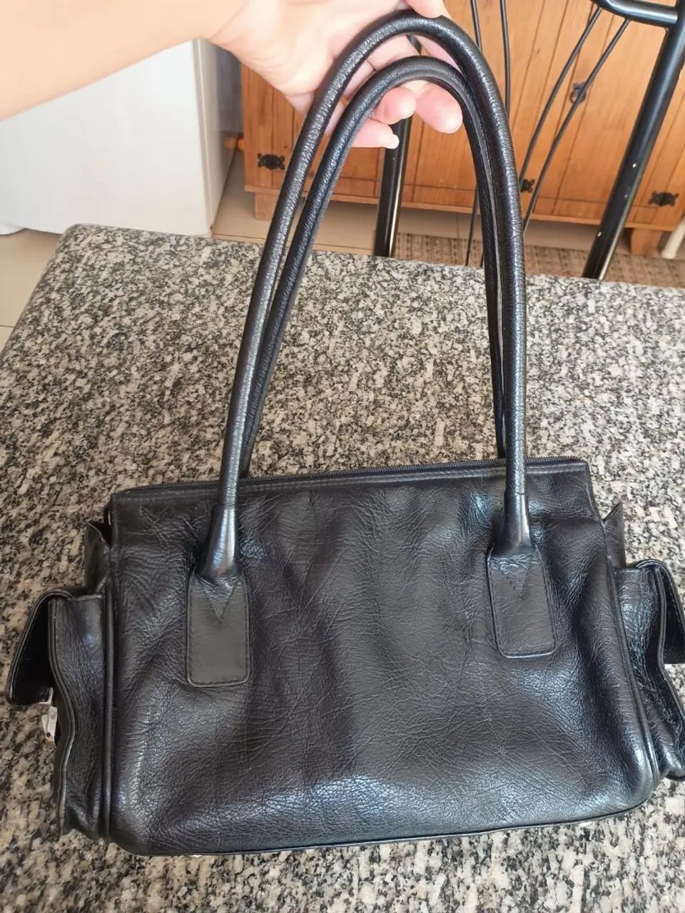 Bolsa de couro preta Lenny & Cia - Foto 4
