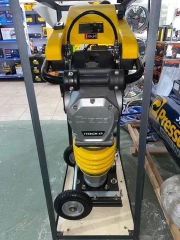 Compactador de Solo Percussão com Motor 4HP 149CC Toyama - Novo - Foto 5