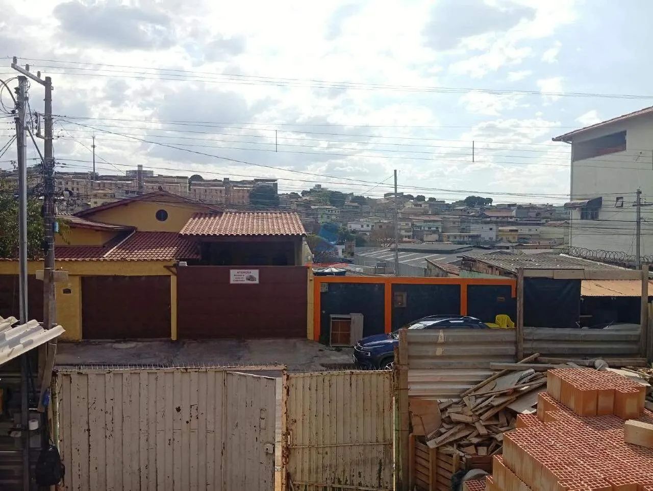 Casa Geminada de 03 quartos com Suíte e elevador no Inconfidentes - Foto 3