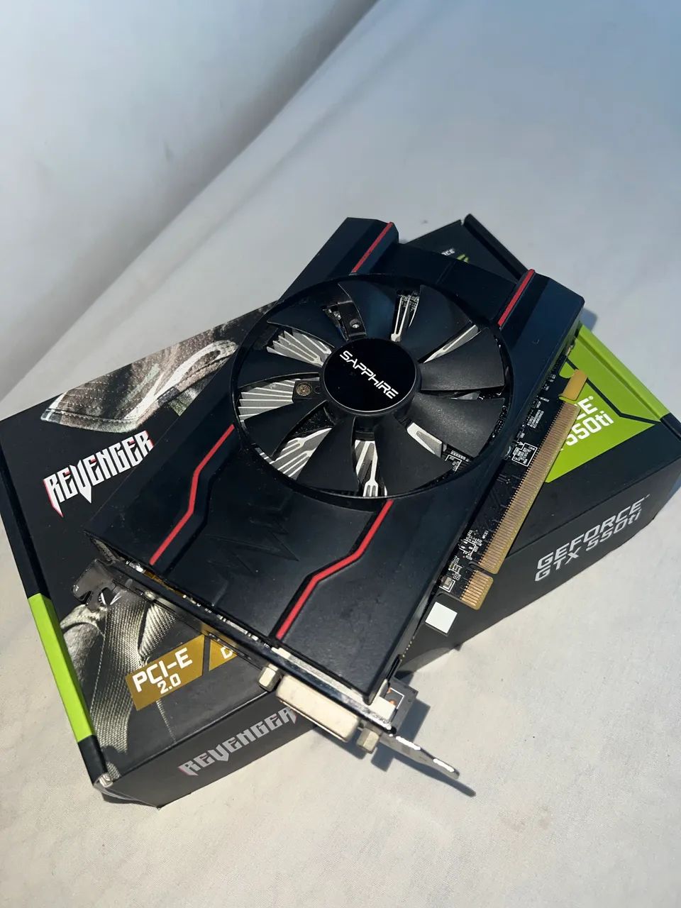 GTX 550 TI 2gb  - Foto 2