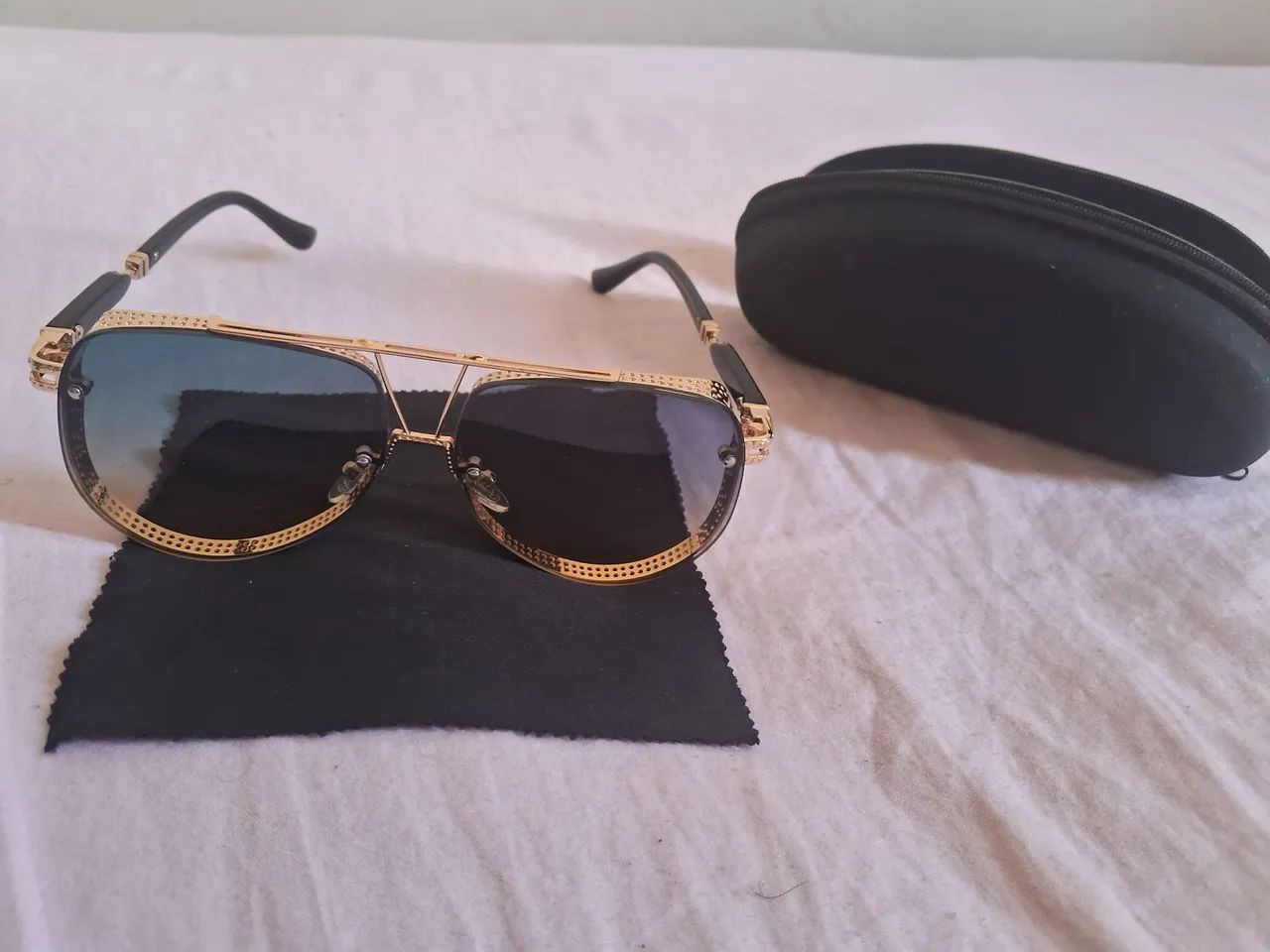 Óculos importado bvgari 