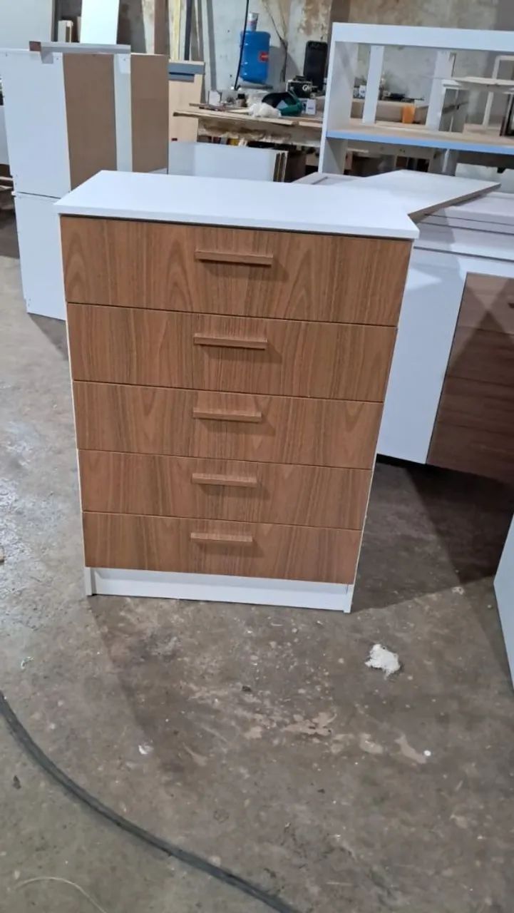 Cômoda Pequena 