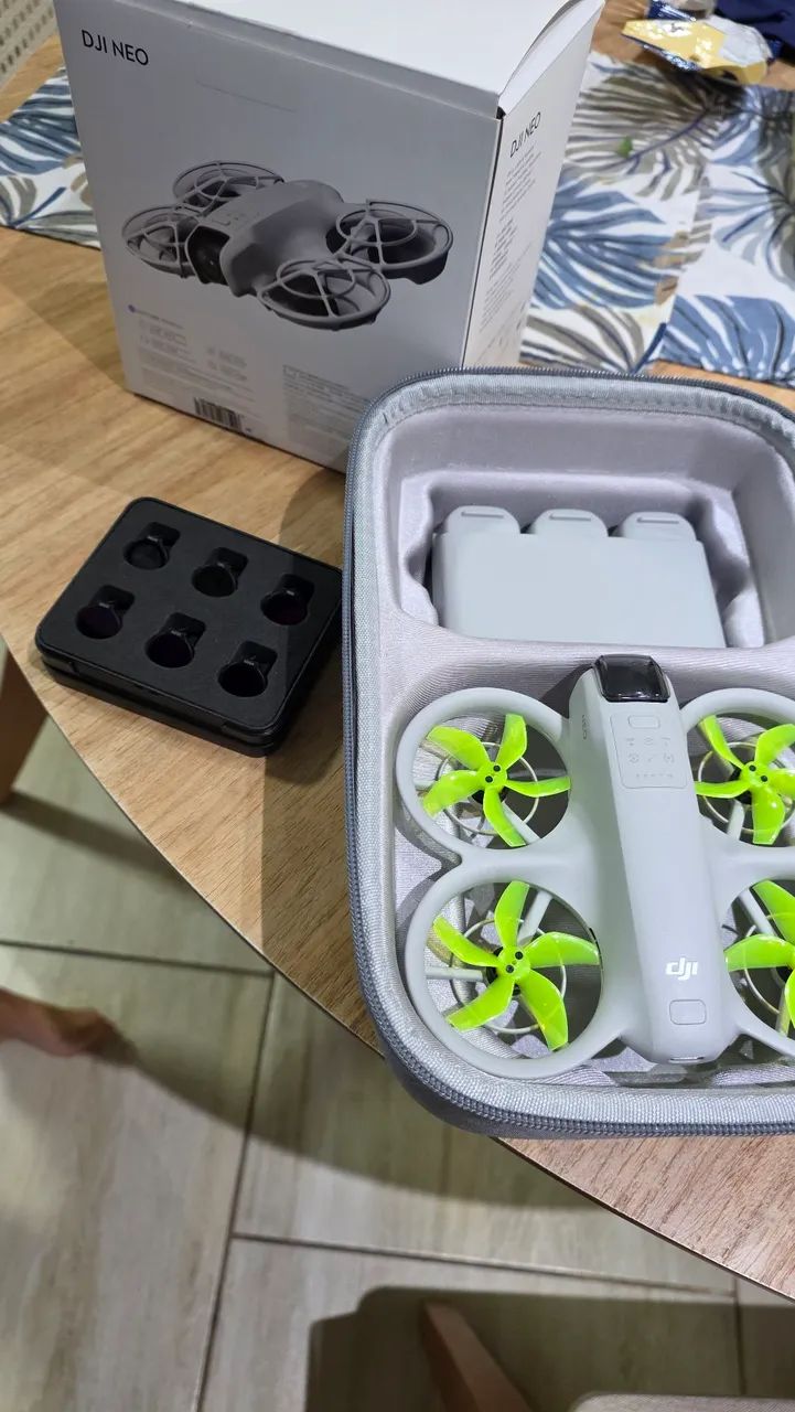  DJI NEO COMBO 3 BATERIAS (SEM CONTROLE) - Foto 2