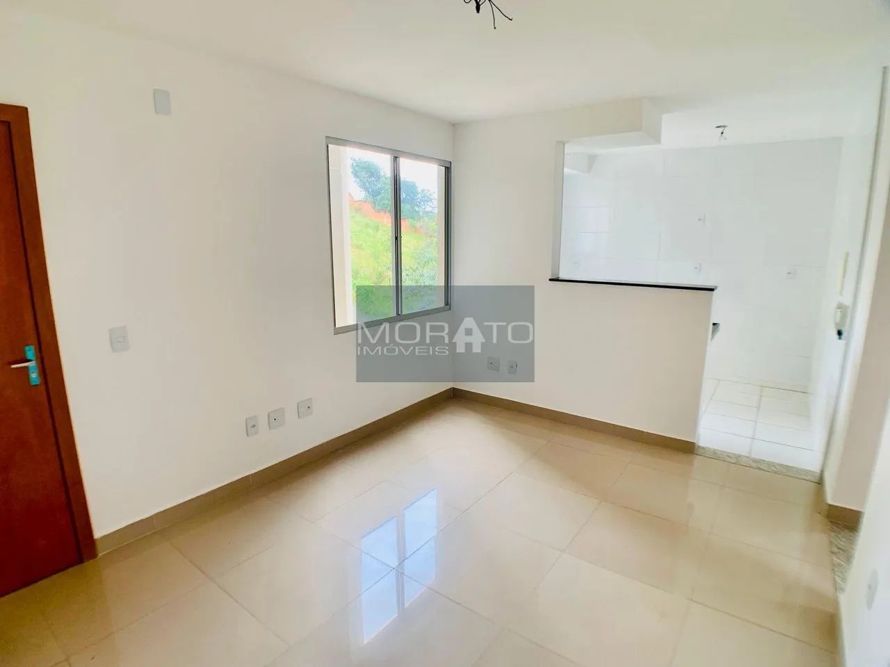 Apartamento 2 Quartos com 1 Vaga e Elevador no Bairro Manacás