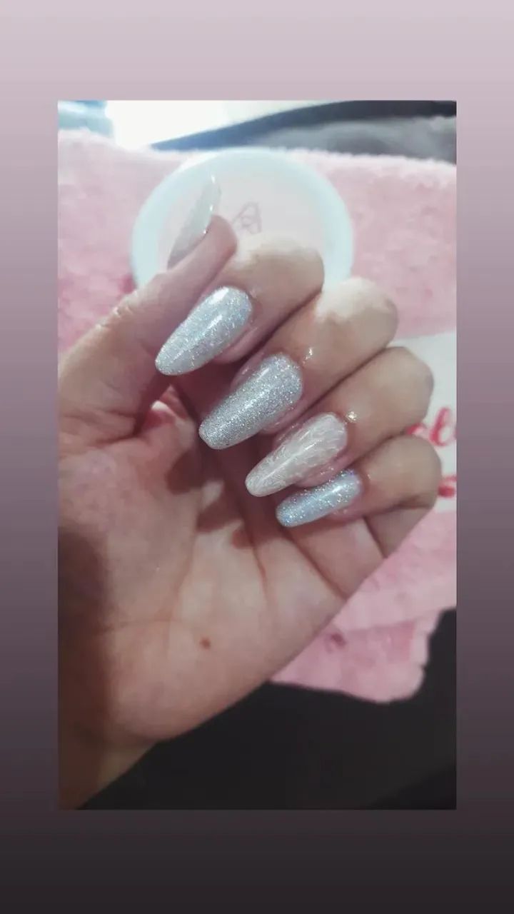 Unhas em gel - Foto 2