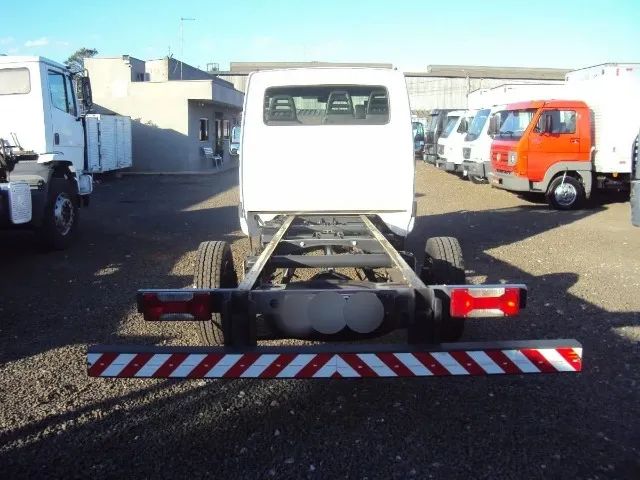 Iveco Daily 35s14 2017 No Chassi - Foto 5