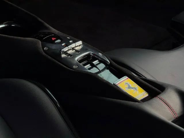 Ferrari 296 GTB (Hibrido), foto 17 de 20