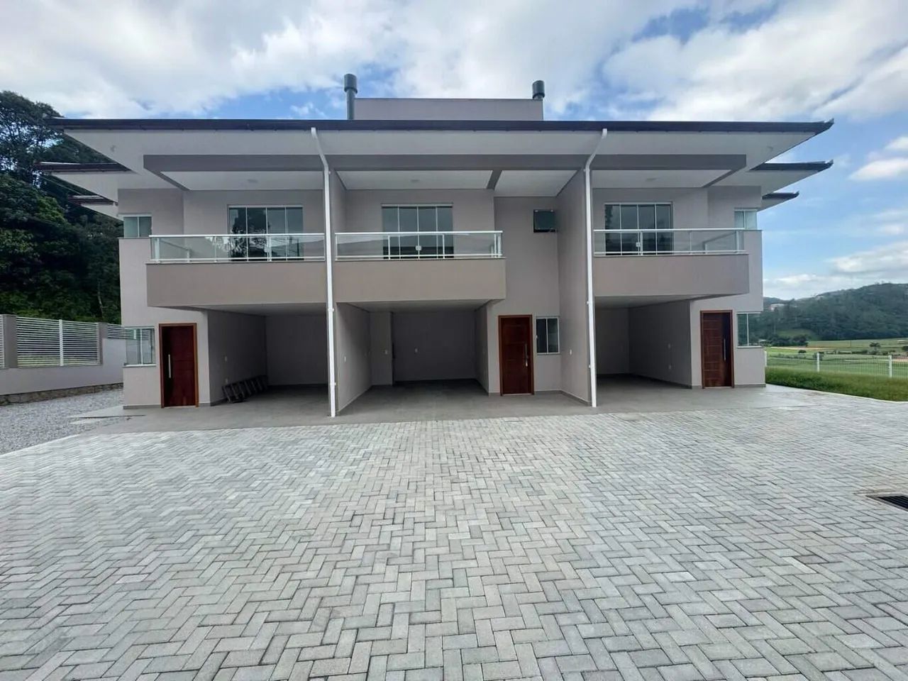 Última unidade, sobrado para venda com 2 suítes no Centro - Antônio Carlos/SC - Foto 2