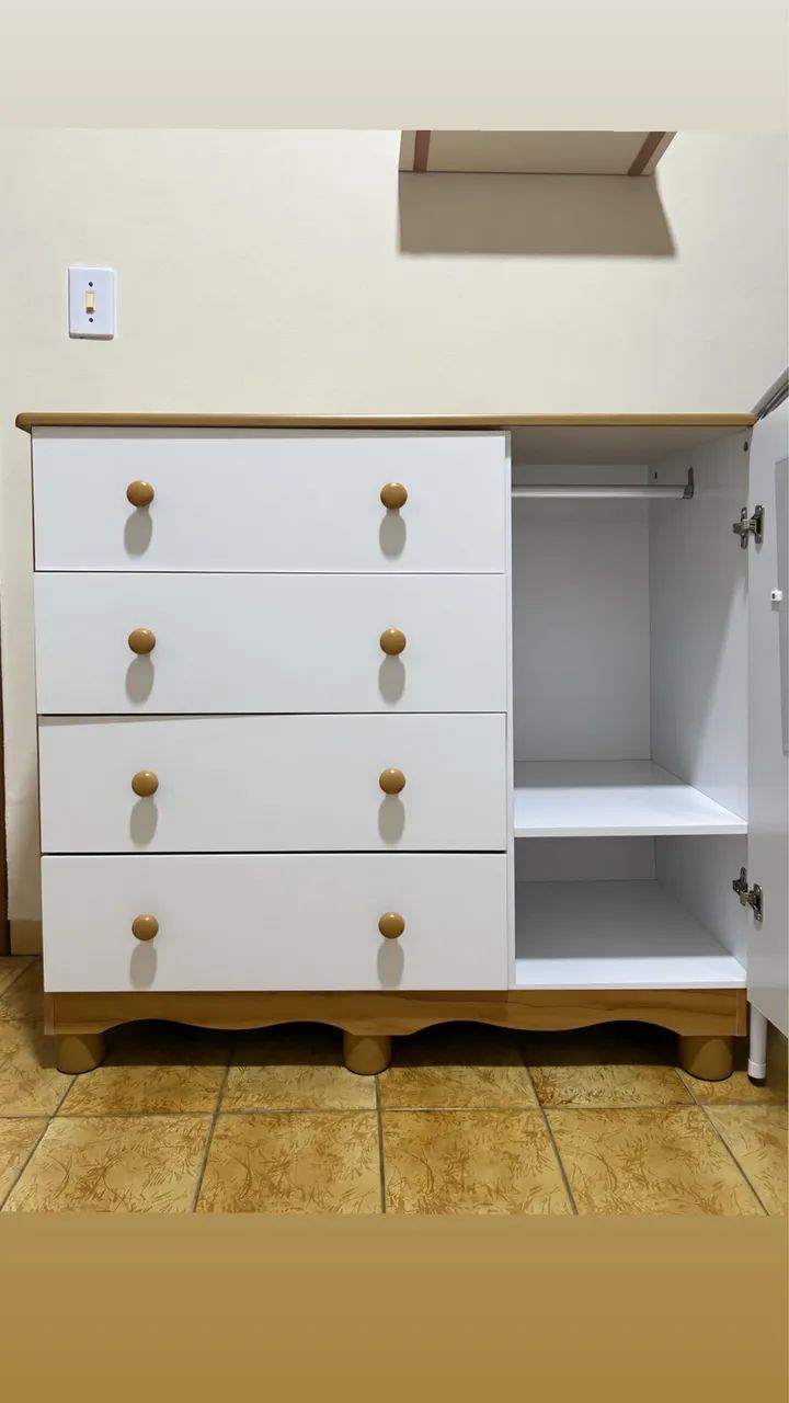 Cômoda de bebê 