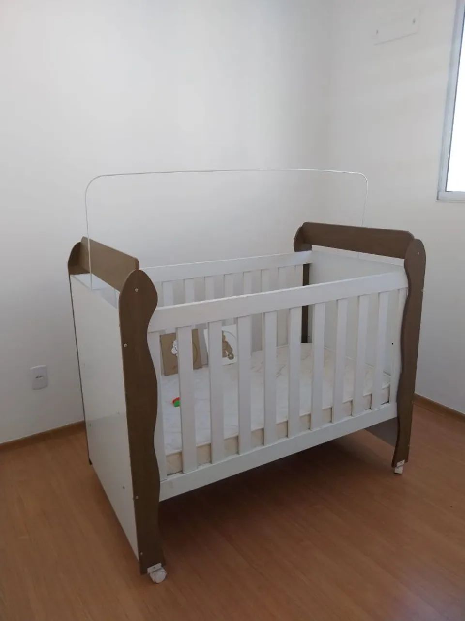 Vendo berço com colchão  - Foto 3