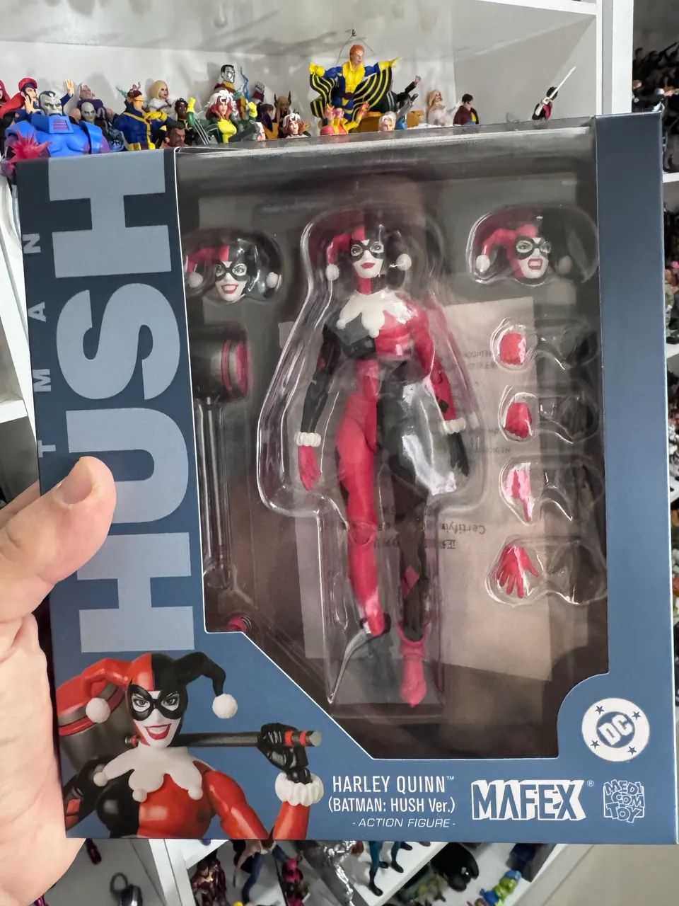Mafex Batman Hush - Harley Quinn - Hobbies e coleções - Centro