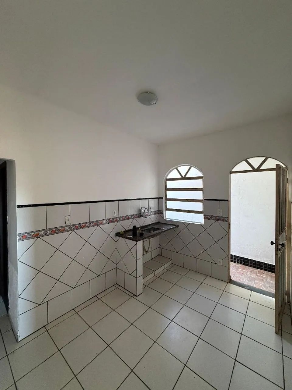 Aluga apartamento no barreiro - Foto 4