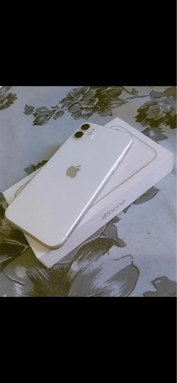 iPhone 1164 gb 