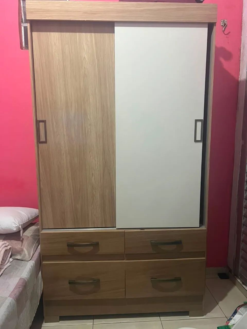 Guarda roupa solteiro 