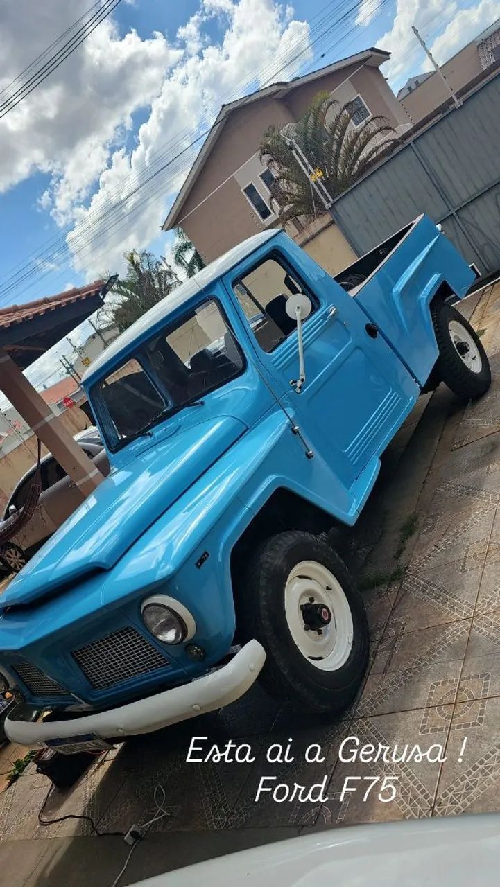 Ford F-75 4X2 2.6 V12 1976
