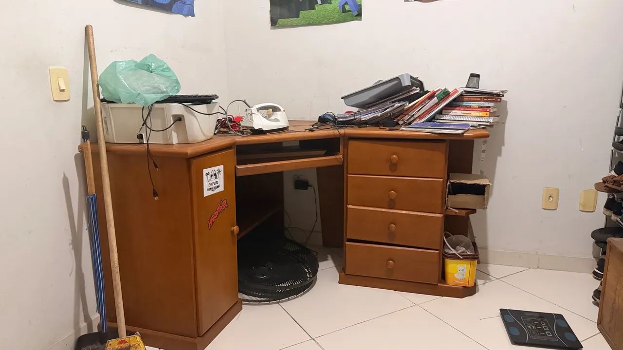 Escrivaninha de canto  - Foto 2