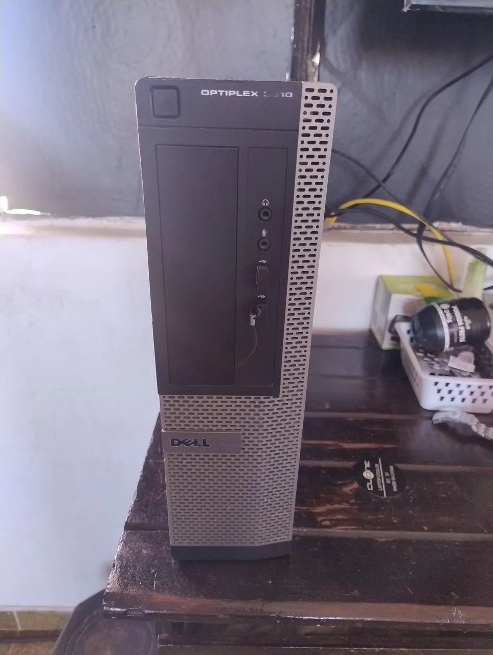 Cpu DELL i5 intel, 8GB de memória, SSD120 entrada HDMI