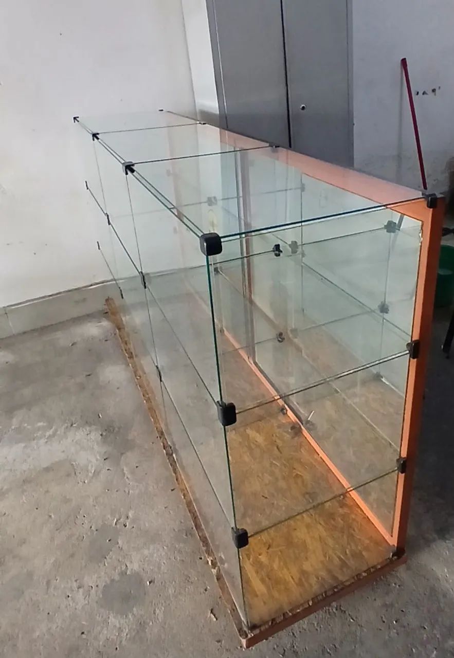 Vitrine vidro temperado e espelho. - Foto 2