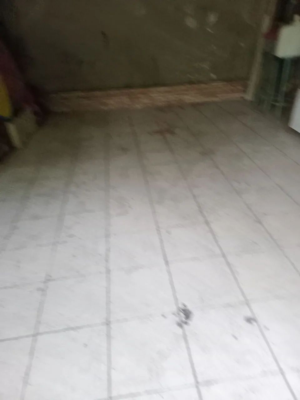 ALUGO  GARAGEM 