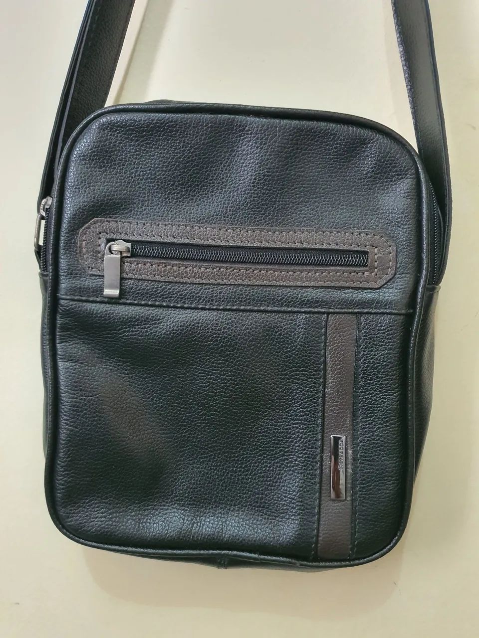 SHOULDER BAG OU BOLSA TRANSVERSAL MASCULINA EM COURO LEGITIMO - Foto 4