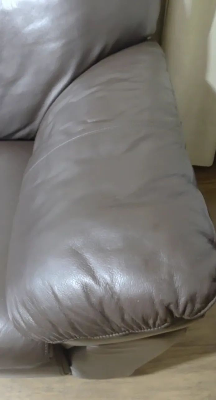 sofa de couro 3 lugares - Foto 3