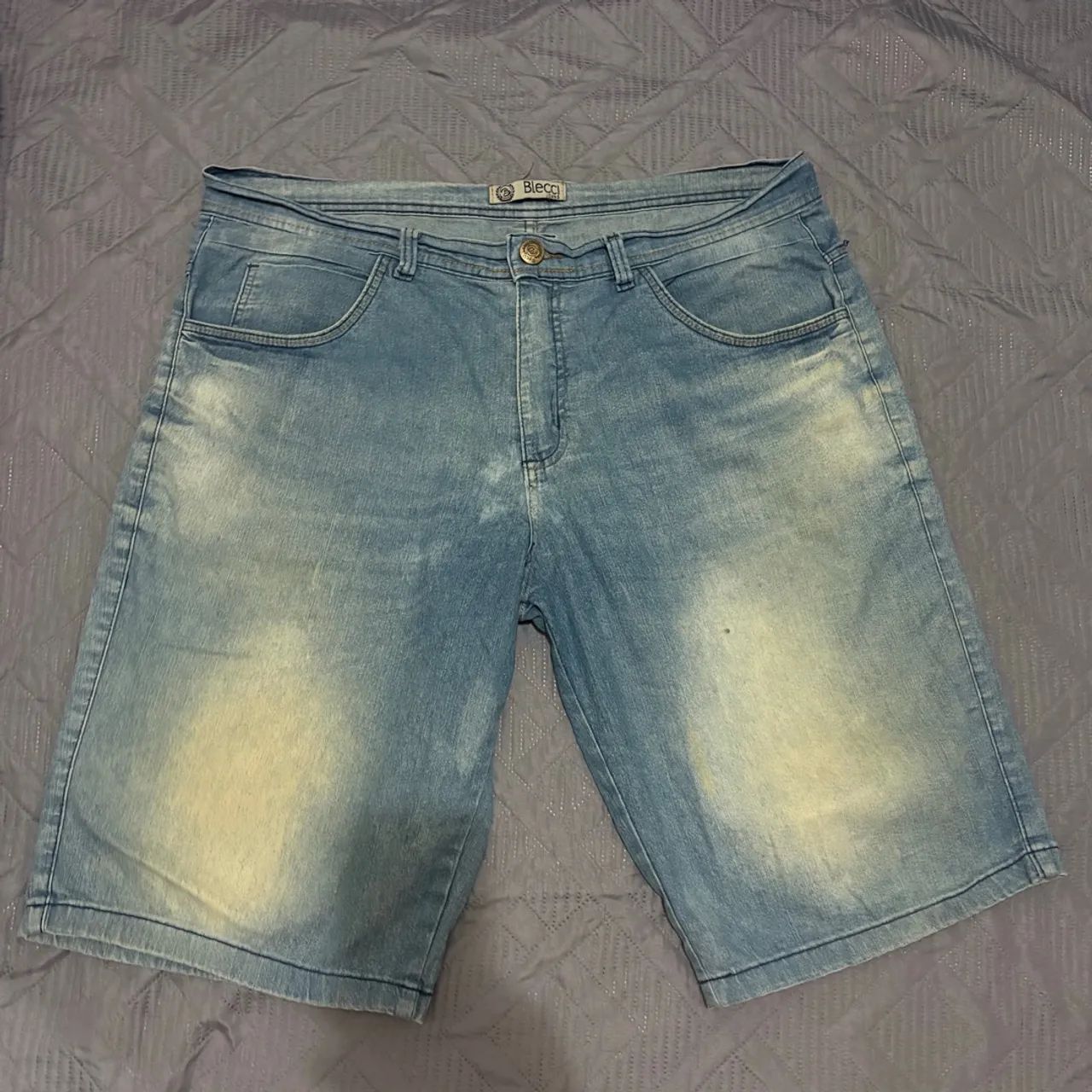 Bermuda jeans claro tam 50