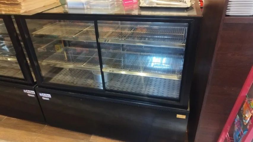VITRINE AQUECIDA AUTOATENDIMENTO FRILUX 1,40MTS - Foto 2