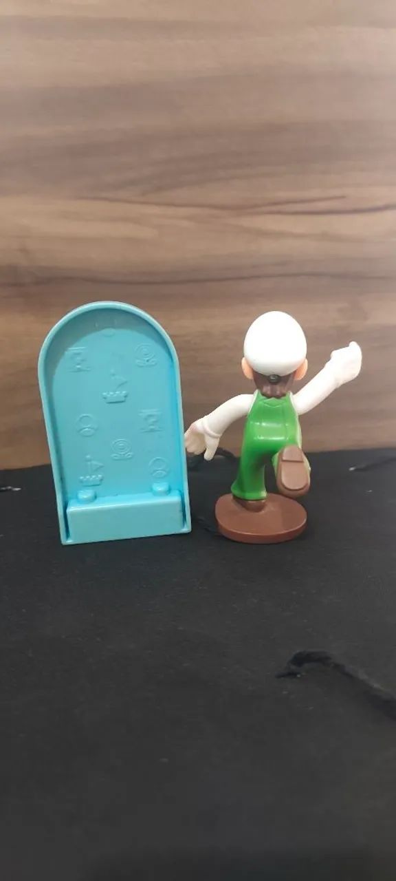 Miniaturas Super Mario Luigi e Princesa Peach - Foto 4