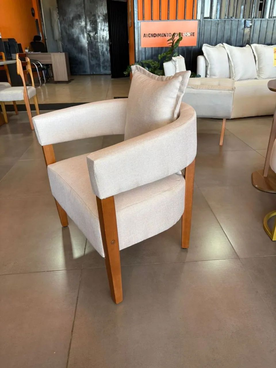 Vendo poltronas Jasmim novas de fábrica  - Foto 3