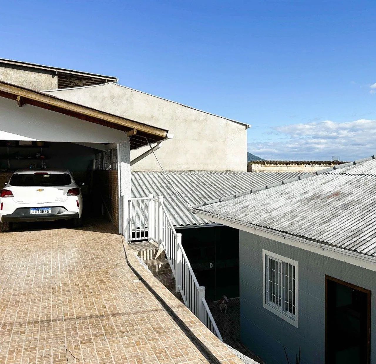 Vende se casa na costeira, aceita proposta  - Foto 2