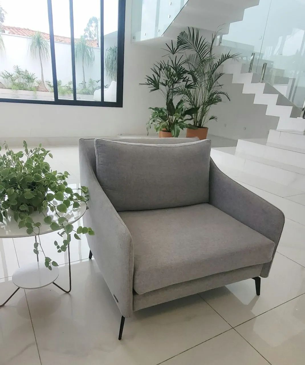 Poltronas Cinza Claro - 2 unidades - Foto 2