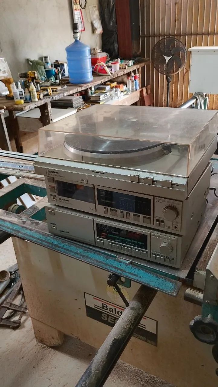 Vendo barato Gradiente  - Foto 4