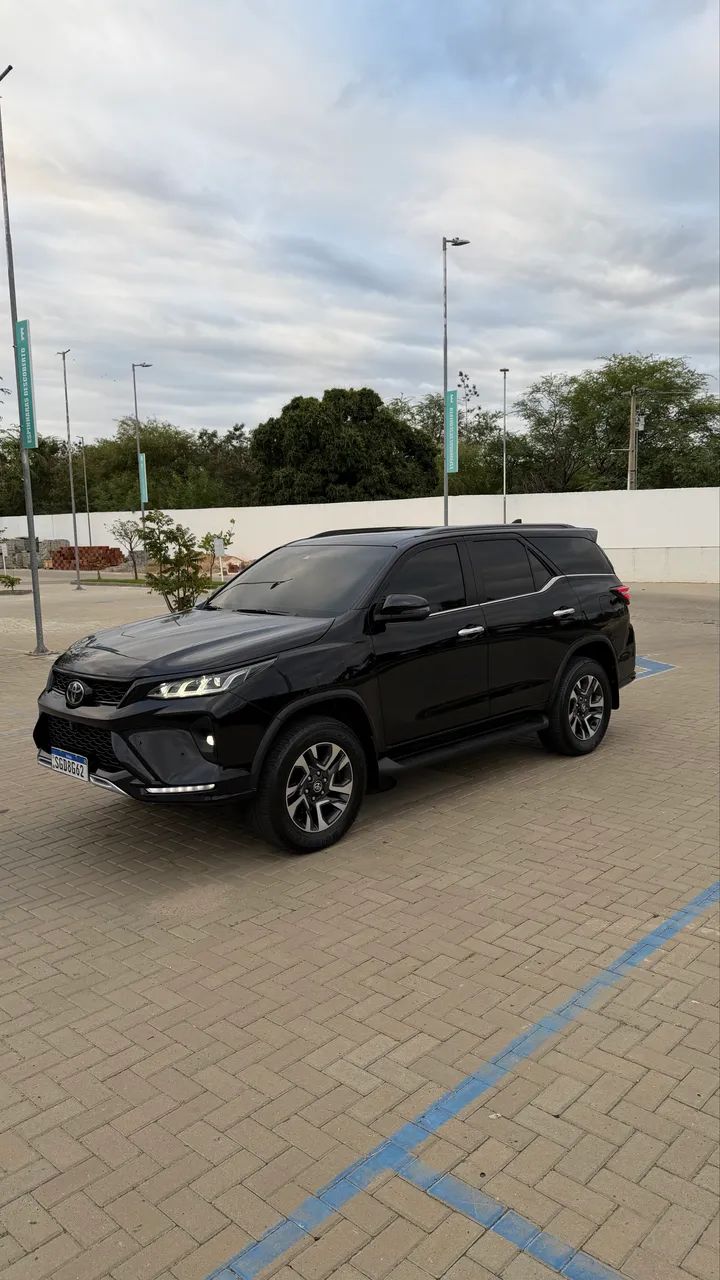 Toyota Hilux SW4 Diamond 2.8 TB 4X4 Die. Aut. 2024