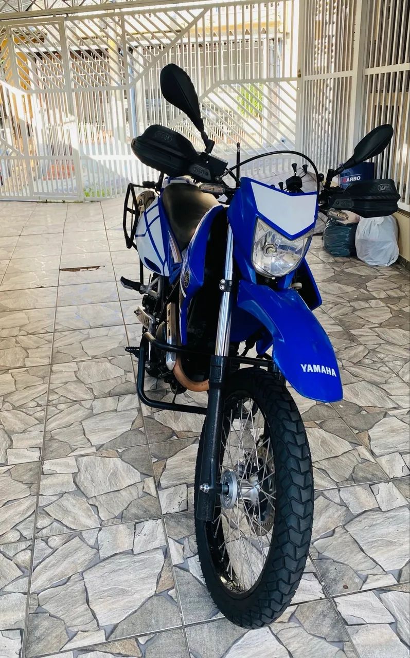 Lander moto para viajar - Foto 5