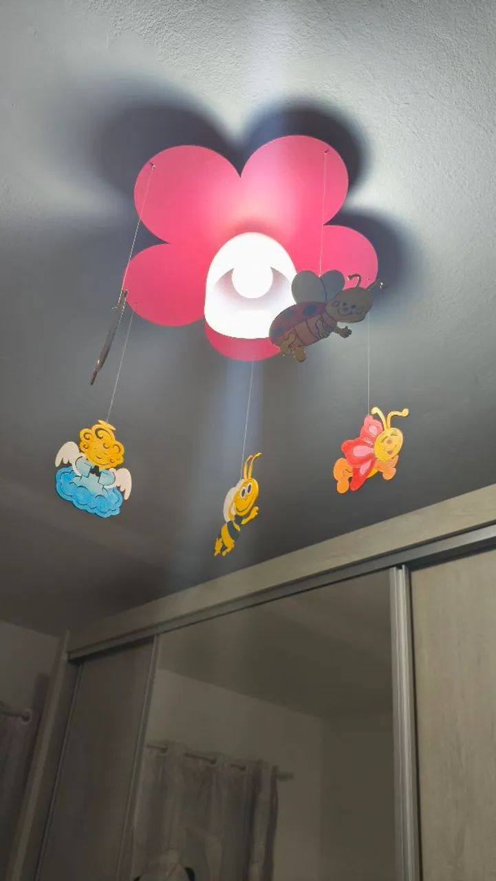 Lustre infantil