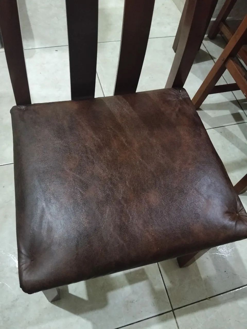 JOGO DE MESA 6 CADEIRAS R$350 - Foto 3