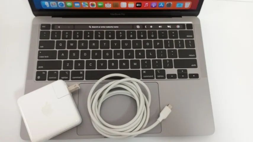 APPLE MacBook Pro 13- inch M1 2020 - Notebooks - Jardim Botânico